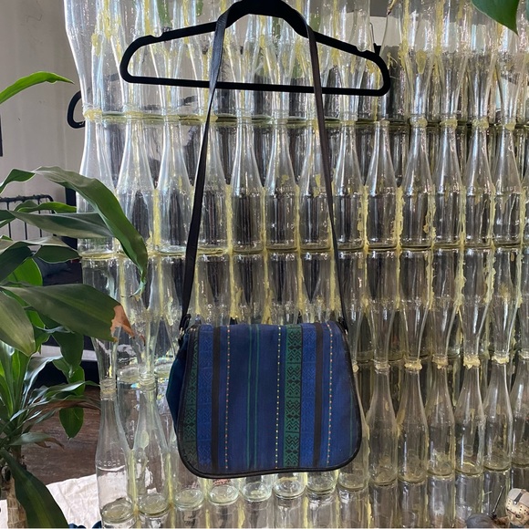 Purse - Picture 2 of 4